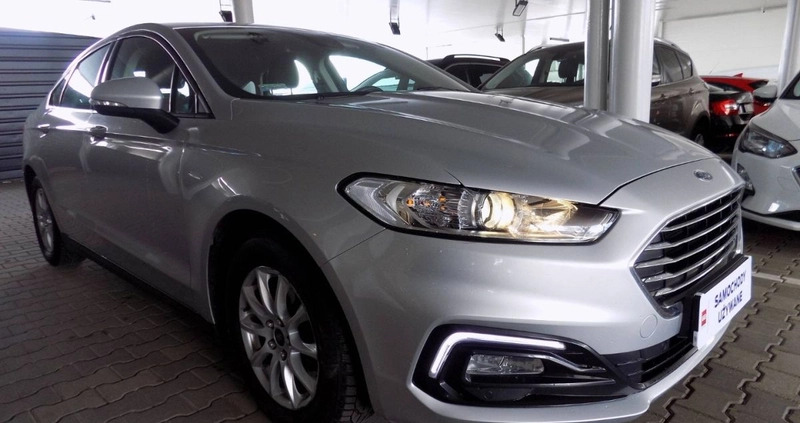 Ford Mondeo cena 88888 przebieg: 59700, rok produkcji 2020 z Szczecin małe 704